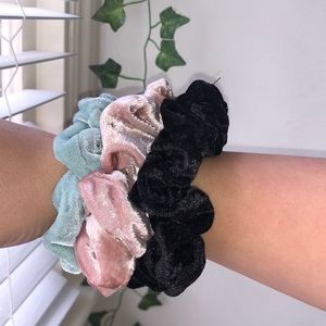 A scrunchie bundle